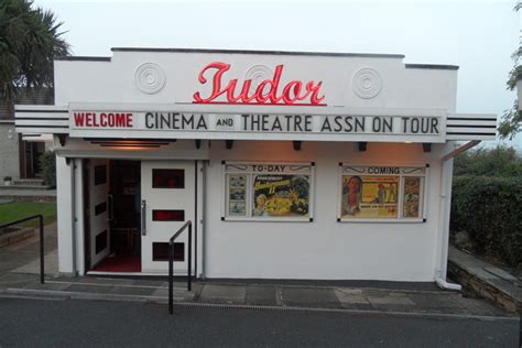 tudor studioso di cinema|Tudor Cinema in Comber, GB .